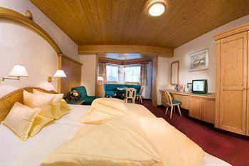 Hotel Auenhotel 4*
